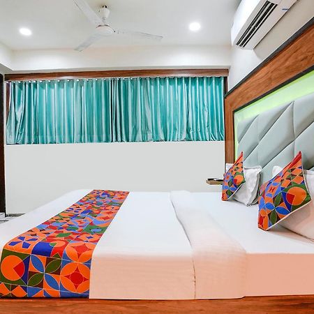 Fabexpress Royal Bird Hotel Ahmedabad Exterior foto