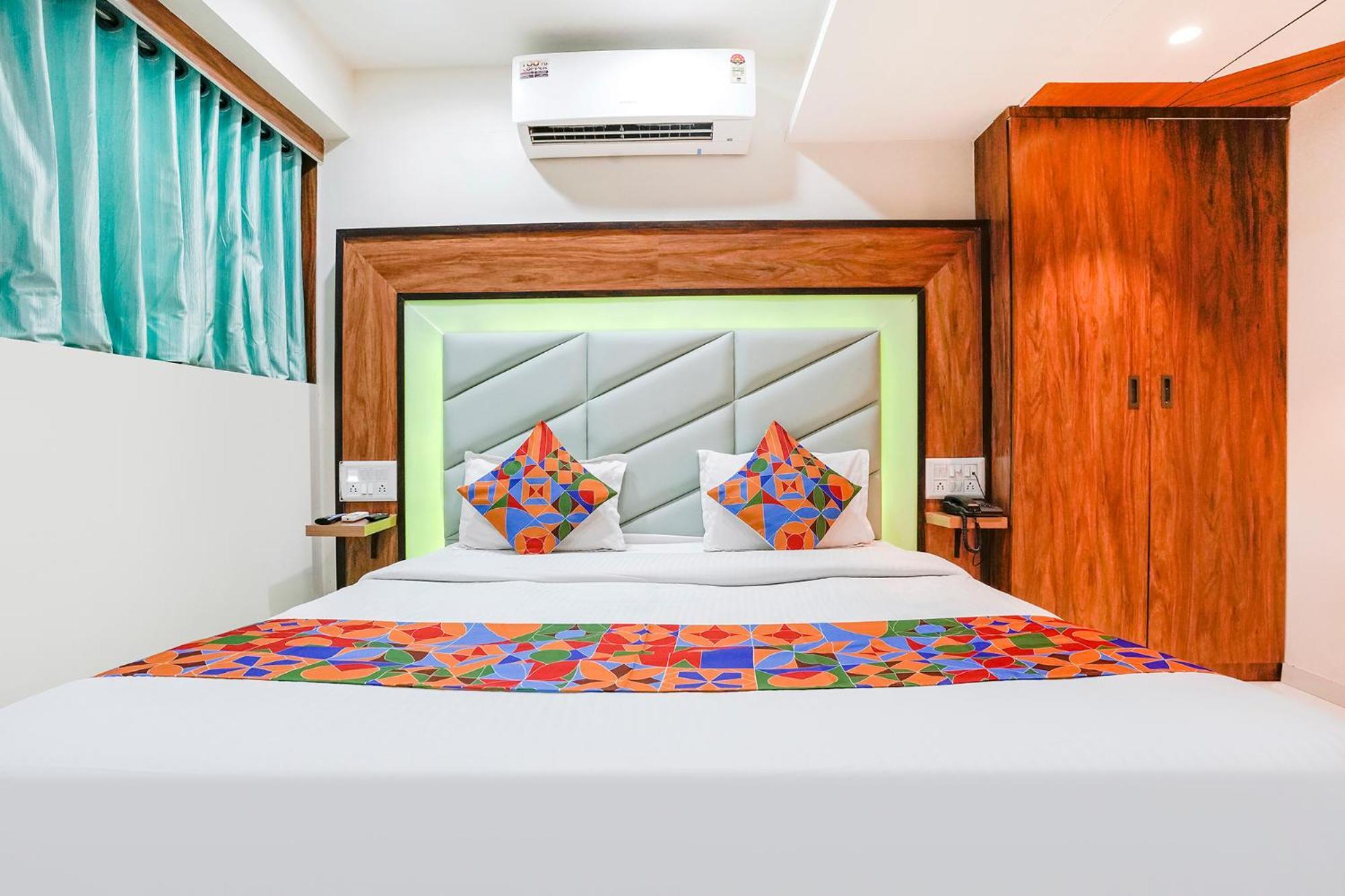 Fabexpress Royal Bird Hotel Ahmedabad Exterior foto
